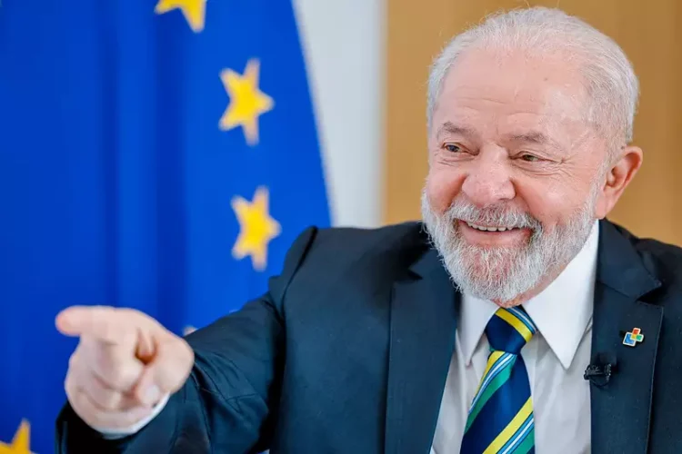 Sigilo de 100 anos imposto pelo governo Lula a 1.339 pedidos causa controvérsia