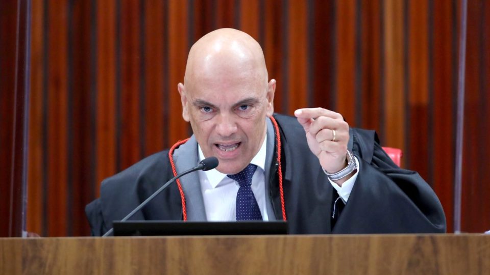 Moraes se Revolta com Informação Vazada de Dentro do TSE