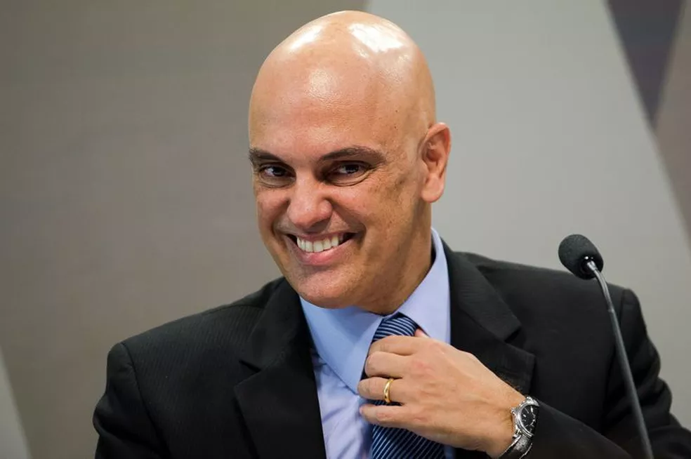 Advogado que Pediu Prisão de Moraes Agora é Alvo de Investigação