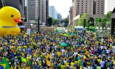 Assim como foi com Dilma, emerge a primeira manifestação pelo impeachment de Lula