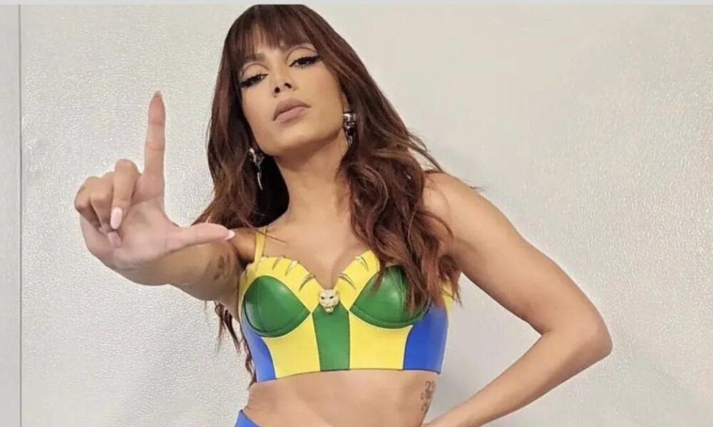 Anitta confessa que sua turnê tem shows fracos de público