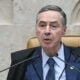 Segundo Barroso, tentativa de golpe e eventos de 8 de janeiro perpetuam a divisão política