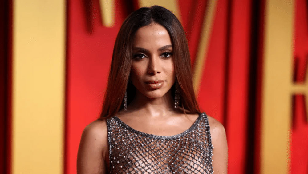 Anitta Expõe a Pressão da Esquerda Sobre Artistas para se Posicionar Contra Bolsonaro
