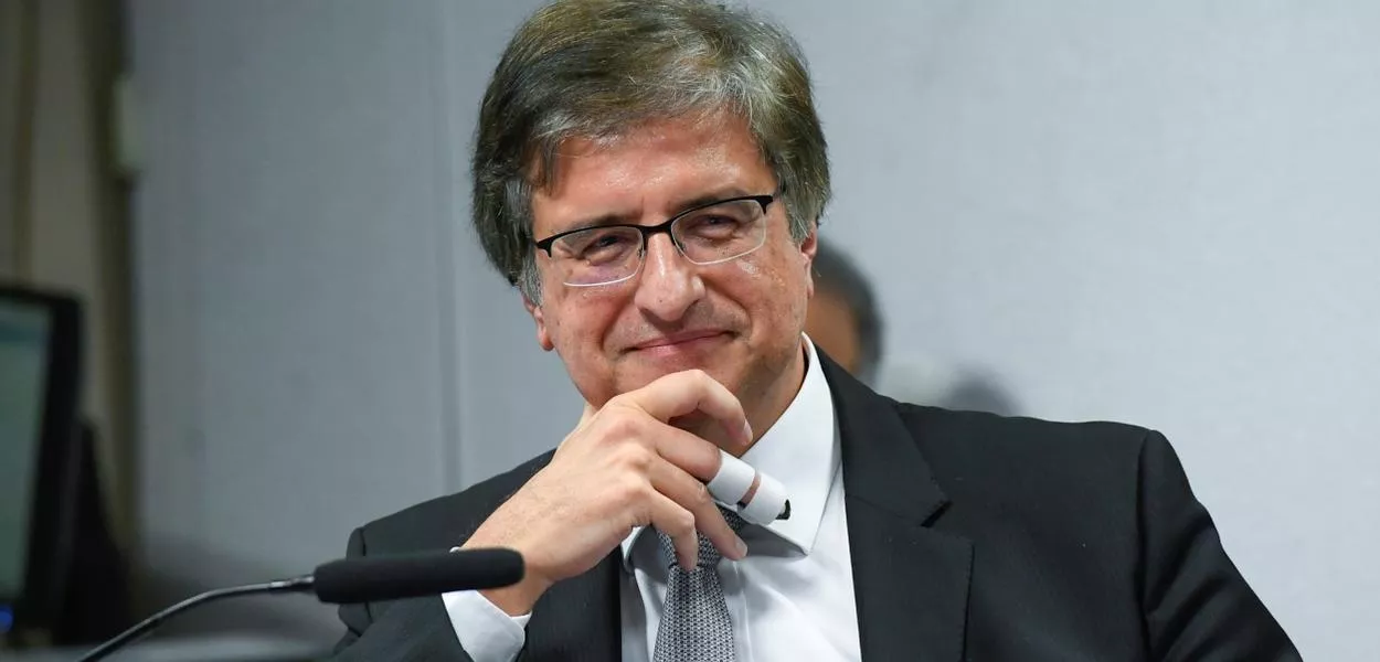 PGR Propõe Bônus em Dinheiro para Procuradores em Casos de Grande Repercussão: Saiba Mais! 52 PGR Propõe Bônus em Dinheiro para Procuradores em Casos de Grande Repercussão: Saiba Mais!