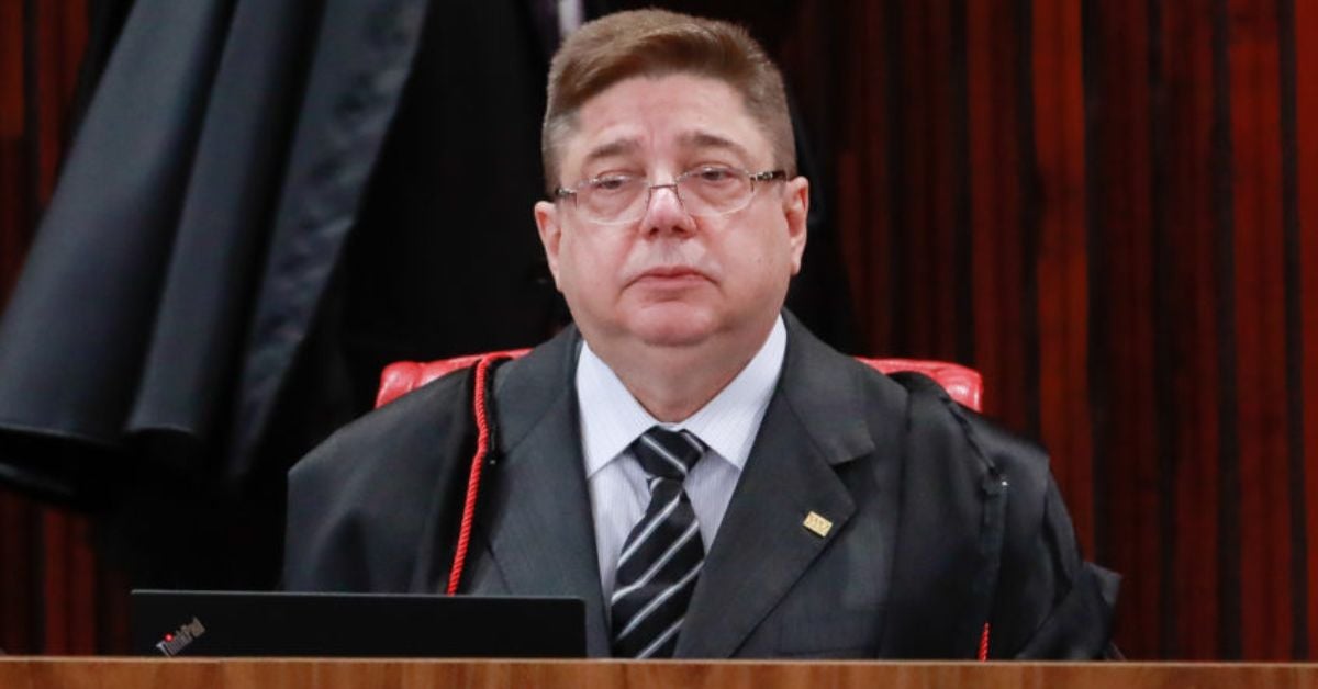 Raul Araújo arquiva processo contra Bolsonaro em seu último dia no TSE 52 Raul Araújo arquiva processo contra Bolsonaro em seu último dia no TSE