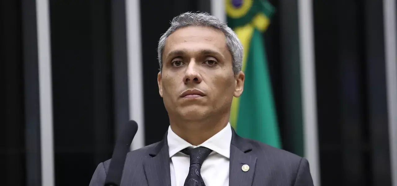 Gustavo Gayer é alvo de mandados do STF Cumpridos pela PF – Veja os Detalhes