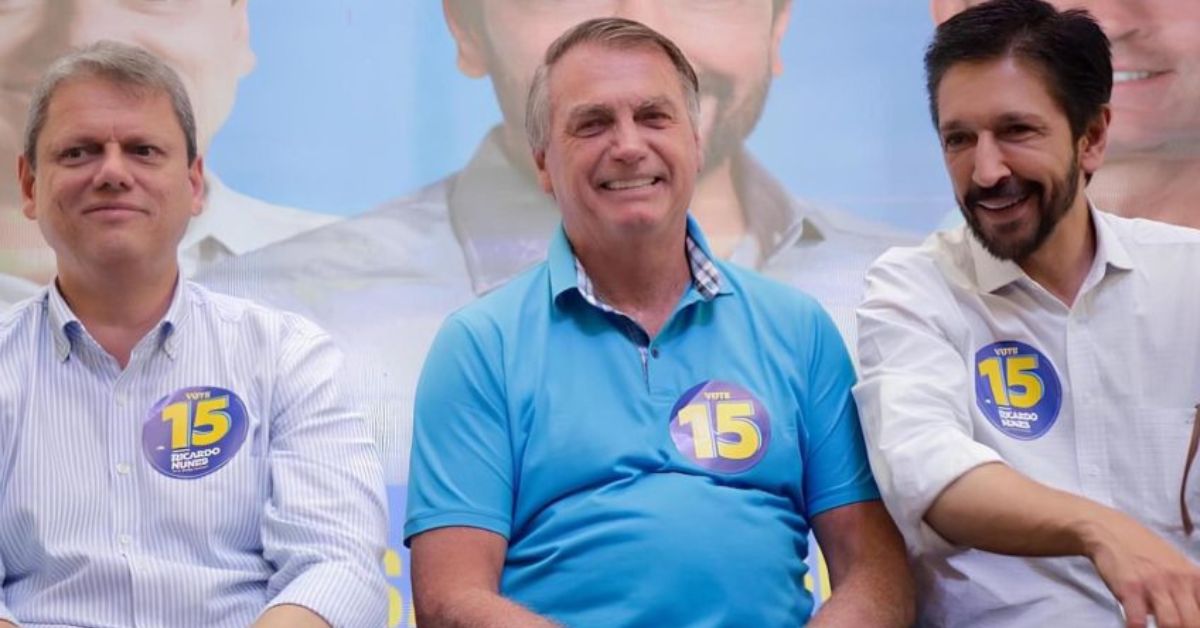 Bolsonaro reforça apoio a Nunes e é exaltado por Tarcísio em discurso de campanha