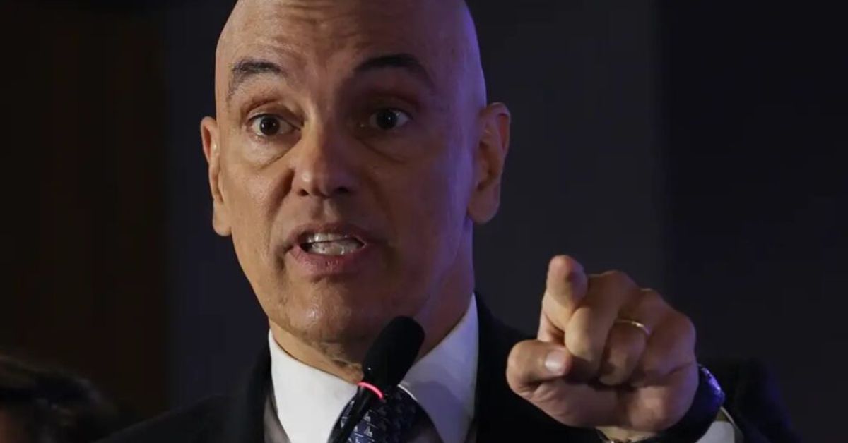 Moraes vota pela condenação de 12 presos do 8 de janeiro que rejeitaram acordo com a PGR