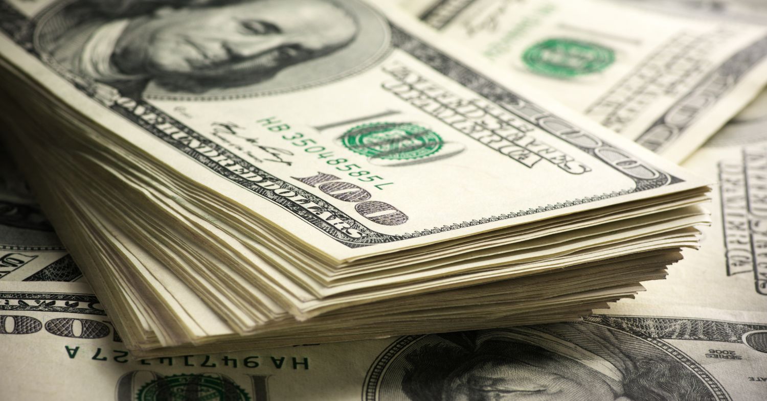 Bolsa de valores e Dólar: Expectativas Econômicas, Juros e Eleições Americanas Impactam o Mercado