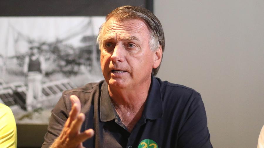 Bolsonaro quebra silêncio sobre indiciamento e critica investigações