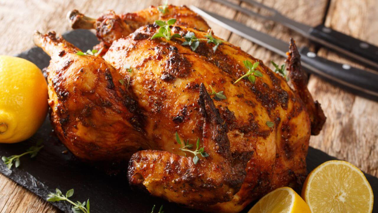 Preço da carne de frango dispara e atinge maior valor desde 2022