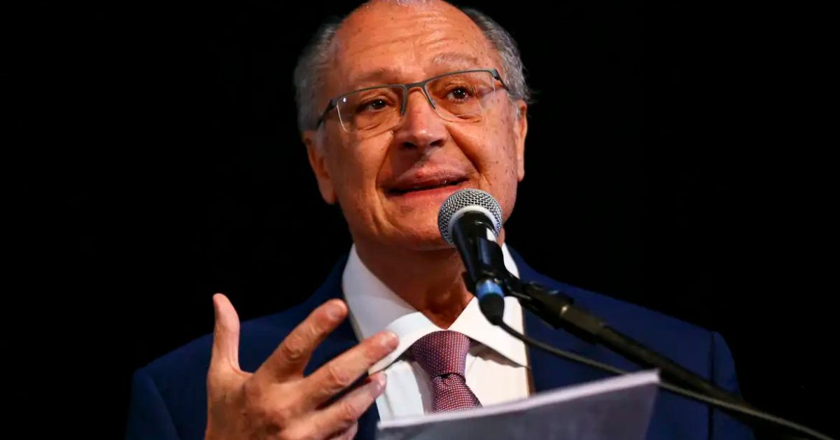 Alckmin quebra o silêncio sobre o dólar: 'do mesmo jeito que sobe, cai'