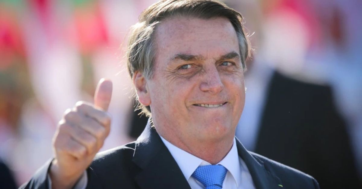 Pesquisa revela: Bolsonaro derrotaria Lula e venceria todos os seus adversários se a eleição fosse hoje