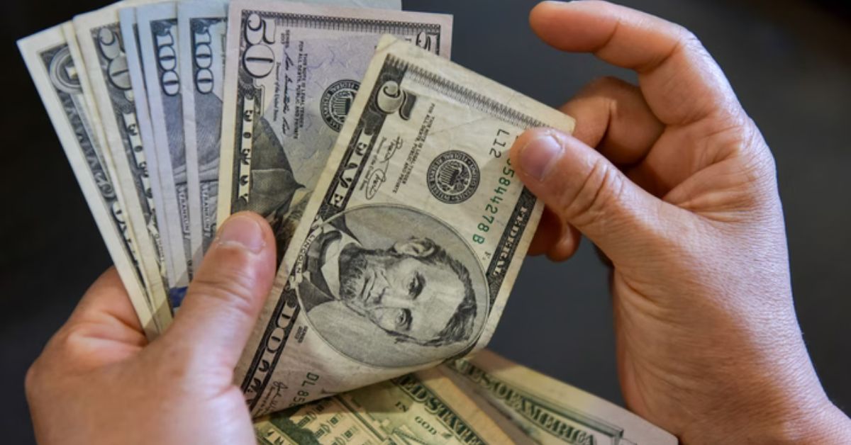 Dólar Registra Forte Alta: Impactos no Mercado e na Economia Nacional