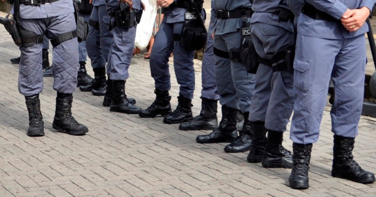Governo Lula publica decreto que limita uso da força policial. Armas de fogo serão 'último recurso'