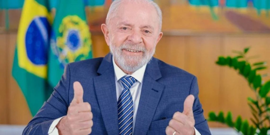 Ex-aliado de Bolsonaro surpreende ao pedir orações por Lula: “Nosso dever”