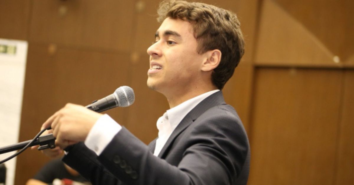 Nikolas Ferreira detona prisão de Daniel Silveira: 'inacreditável e ilegal!'