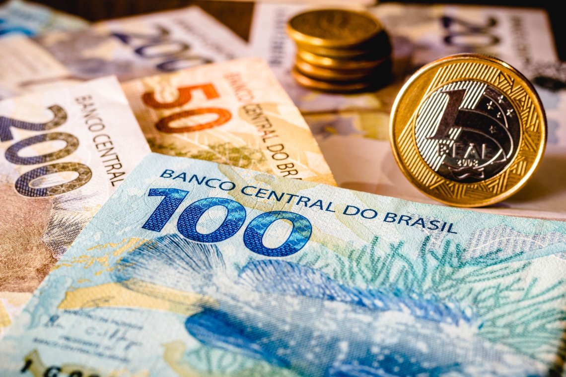 Economia em Risco: real enfraquecido deve tirar Brasil das 10 maiores economias do mundo