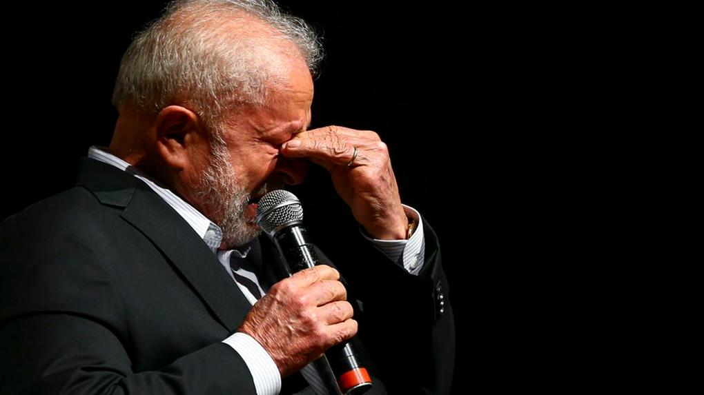 Popularidade de Lula despenca: aprovação cai de 43% para 27% em apenas dois anos