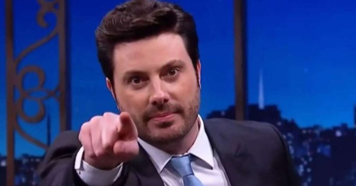Danilo Gentili causa polêmica e provoca revolta ao insultar a família Bolsonaro nas redes com palavras de baixo calão 52 Danilo Gentili provoca revolta ao insultar a família Bolsonaro nas redes com palavras de baixo calão, entenda caso