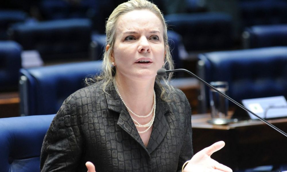 Gleisi Hoffmann mente sobre economia e leva resposta arrasadora