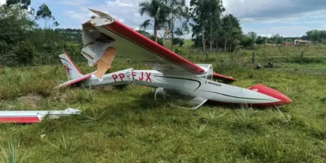 Acidente Aéreo: Avião de Pequeno Porte Sofre Queda no RS