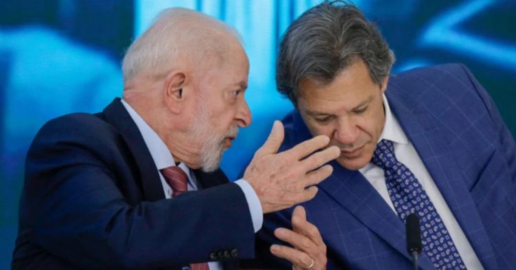 Pressionado, Lula cancela férias de Haddad em meio ao caos econômico