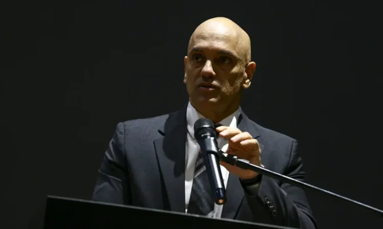 Moraes quebra o silêncio sobre a desativação de sua conta no X-Veja o que ele disse!