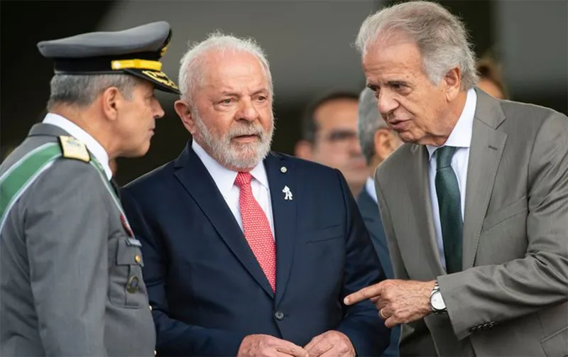 Forças Armadas sem verba? Ministro de Lula choca ao expor crise militar – ASSISTA!