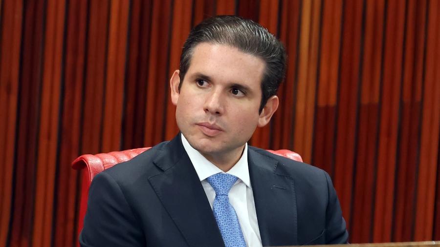 Novo presidente da Câmara desmonta narrativa do 8 de janeiro e deixa advogados lulistas em pânico!