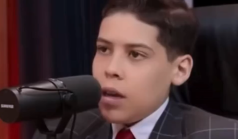 Polêmica: “Pastor Mirim” de 15 Anos é Proibido de Pregar e Usar a Internet