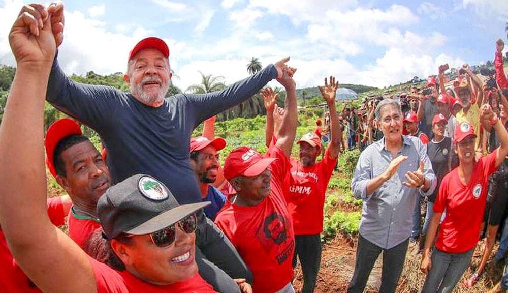 Deputado reage e tenta barrar decreto de Lula que favorece o MST