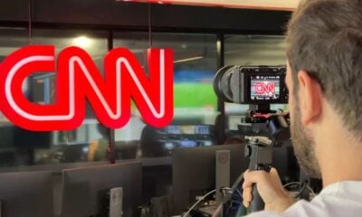 CNN demite 20 profissionais e cancela 4 programas em meio à reformulação