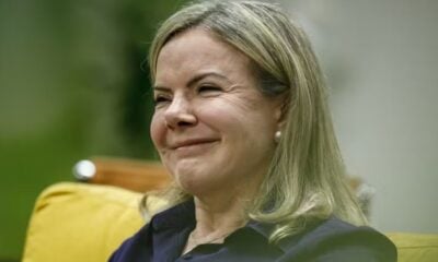 Gleisi faz declaração sobre taxar LCI e LCA: 'Não pode pagar um pouco de imposto?'