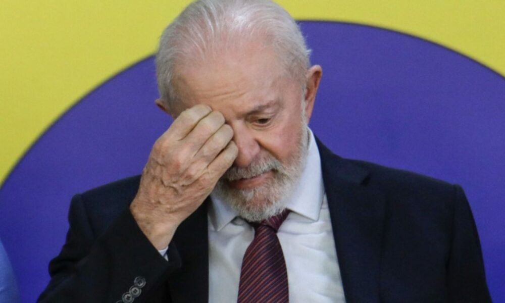 Ministro de Lula Gera Revolta ao Criticar Taxação