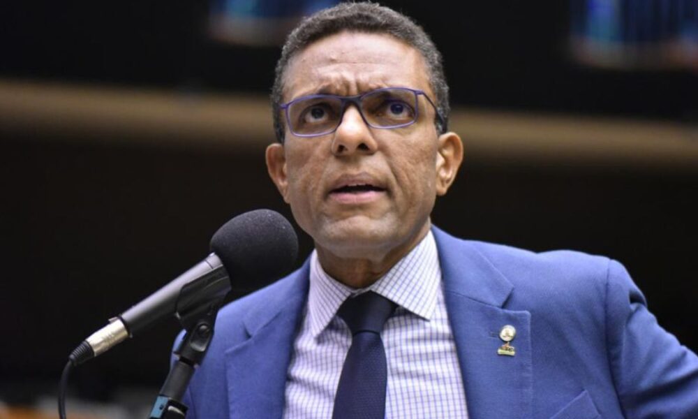 Otoni de Paula Recua e Pede Perdão a Alexandre de Moraes: Entenda o Motivo