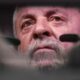 Popularidade de Lula derrete: 63% acham que ele perdeu o contato com o povo