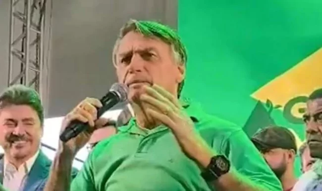Vaza Relato Preocupante Sobre Bolsonaro: “Vomito 10 Vezes Por Dia” 1 Vaza Relato Preocupante Sobre Bolsonaro: “Vomito 10 Vezes Por Dia”