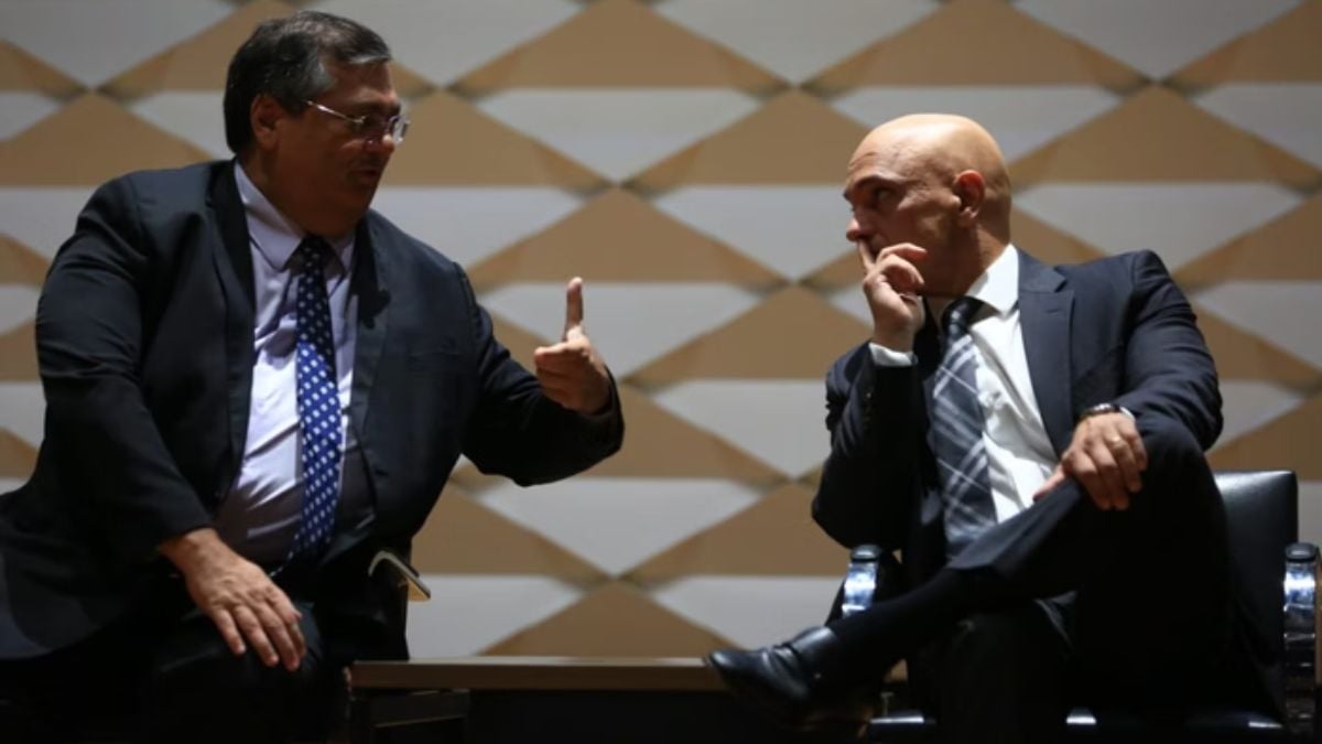 Após sanção dos EUA, Flávio Dino sai em defesa de Moraes