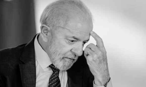 Chanceler russo expõe Lula como criador da moeda do Brics