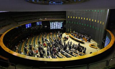 Congresso articula comitivas aos EUA para pressionar contra tarifa de 50% anunciada por Trump
