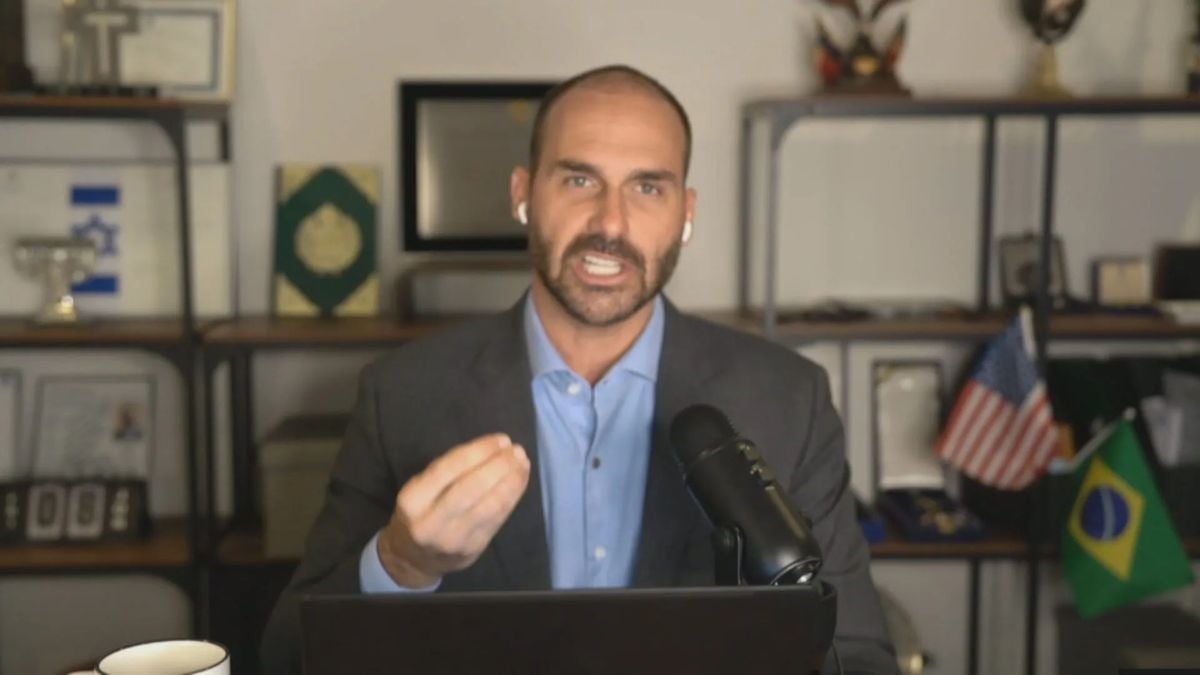 Eduardo atuou para preservar vistos de Alcolumbre e Motta, afirma Figueiredo 52 Eduardo atuou para preservar vistos de Alcolumbre e Motta, afirma Figueiredo