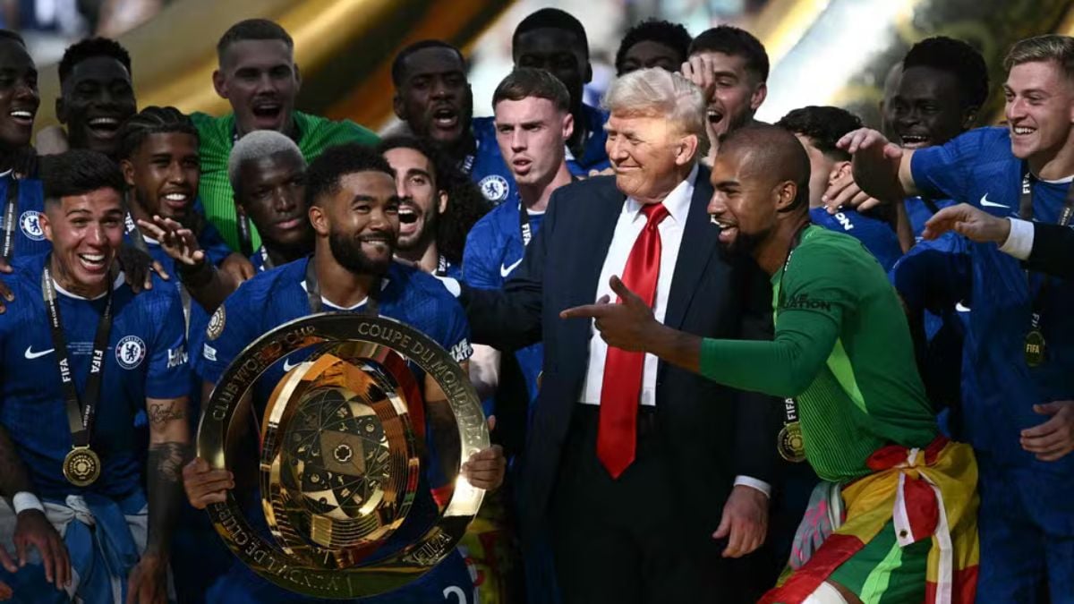 Globo corta transmissão do Mundial antes da entrega do troféu e ignora presença de Trump na cerimônia 52 Globo corta transmissão do Mundial antes da entrega do troféu e ignora presença de Donald Trump na cerimônia
