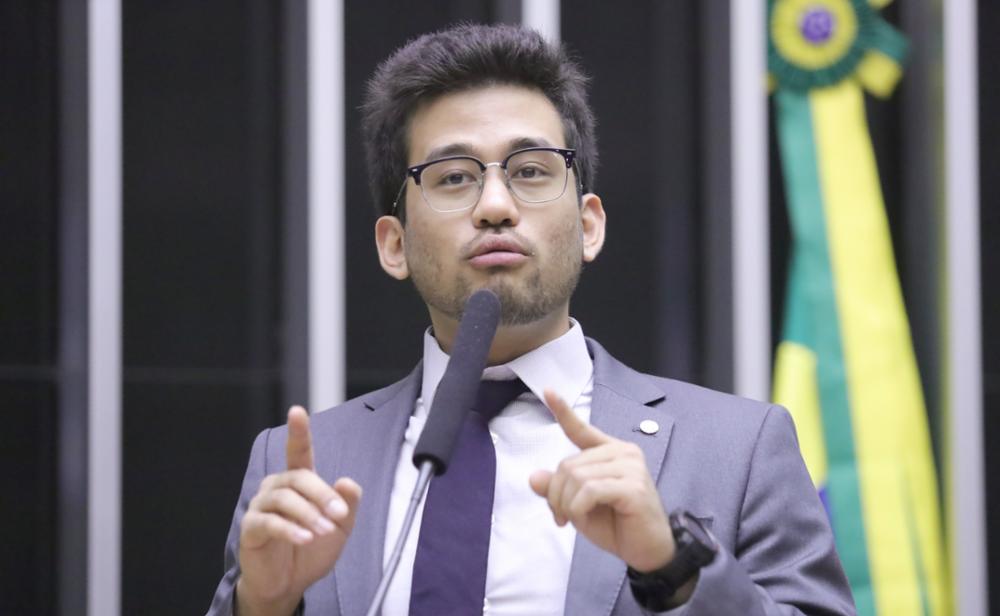 Kim Kataguiri Quer Derrubar a Polêmica “Taxa das Blusinhas” 52 Kim Kataguiri Quer Derrubar a Polêmica “Taxa das Blusinhas”