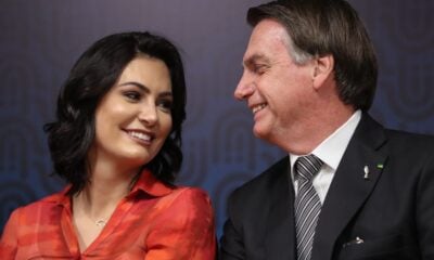 Michelle surpreende Bolsonaro com forte declaração em culto