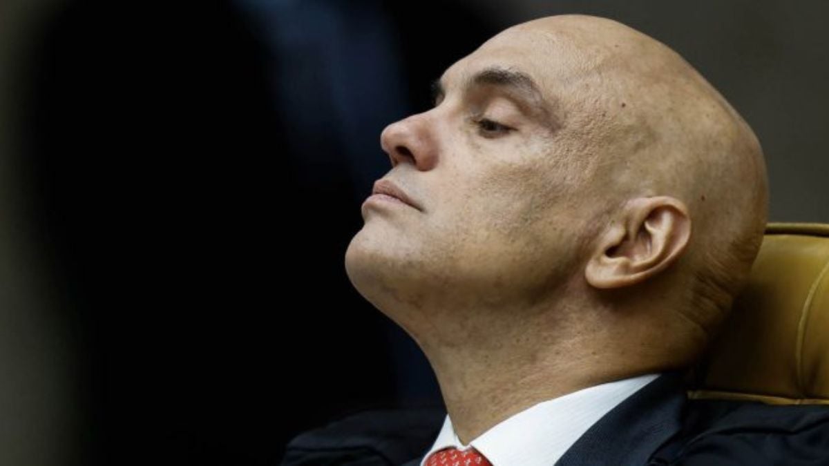 Moraes ameaça prender Bolsonaro e dá 24h para explicações