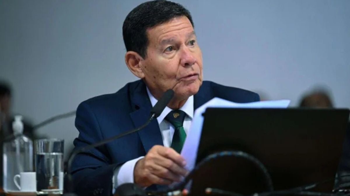 Mourão critica interferência de Trump e manda recado direto sobre Bolsonaro — Veja o vídeo 52 Mourão critica interferência de Trump e manda recado direto sobre Bolsonaro