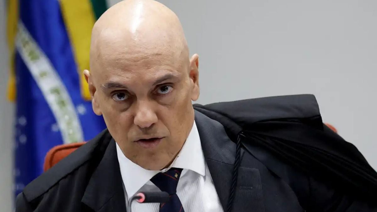 Possibilidade de Prisão de Bolsonaro gera polêmica entre juristas e fortalece críticas a Moraes 52 Possibilidade de Prisão de Bolsonaro gera polêmica entre juristas e fortalece críticas a Moraes