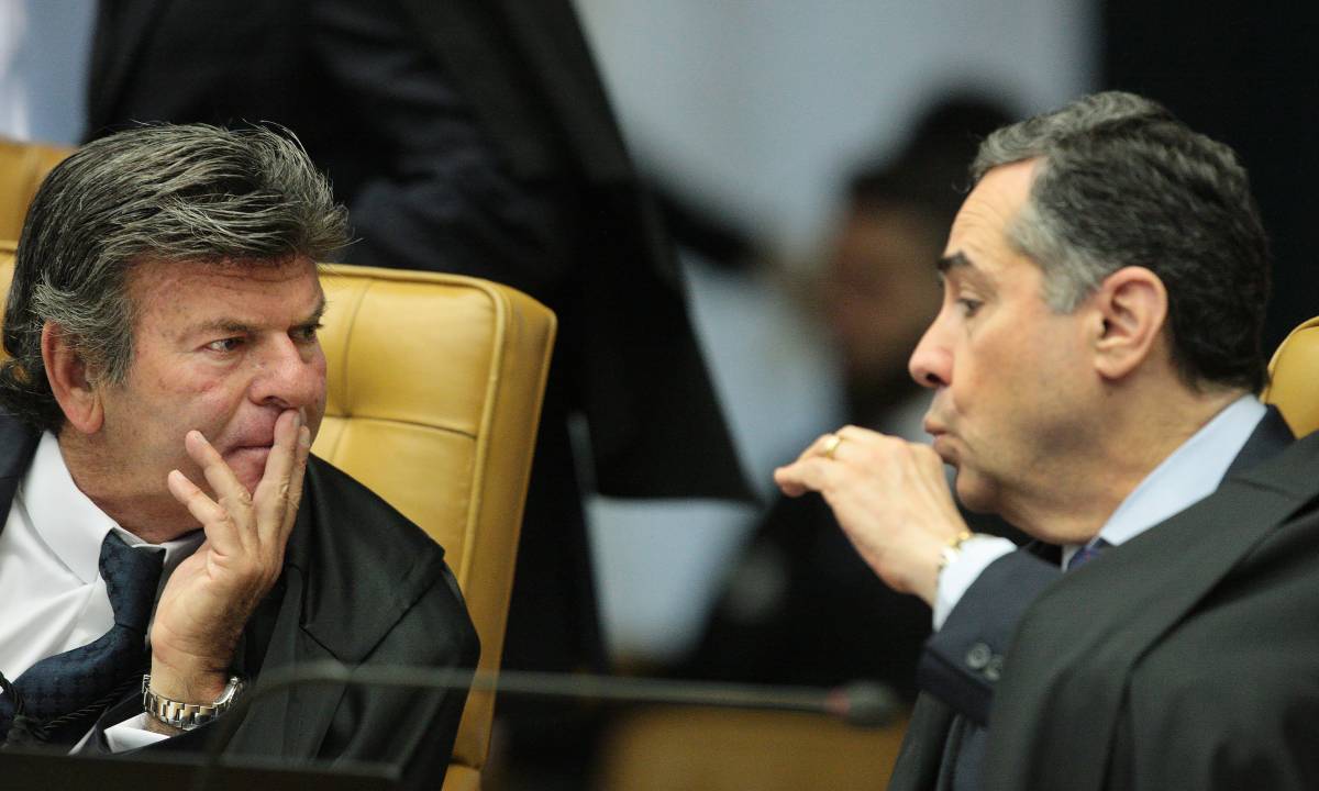 Clima Tenso no STF: Barroso e Fux Têm Bate-Boca e Sessão É Encerrada