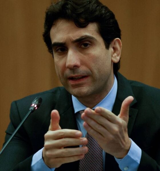 Gabriel Galípolo afirma que a taxa Selic continuará alta por mais tempo